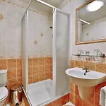Attic 3* Prága