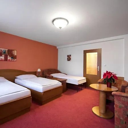 Attic 3* Прага